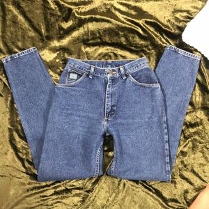 High waisted Wrangler Jeans for women